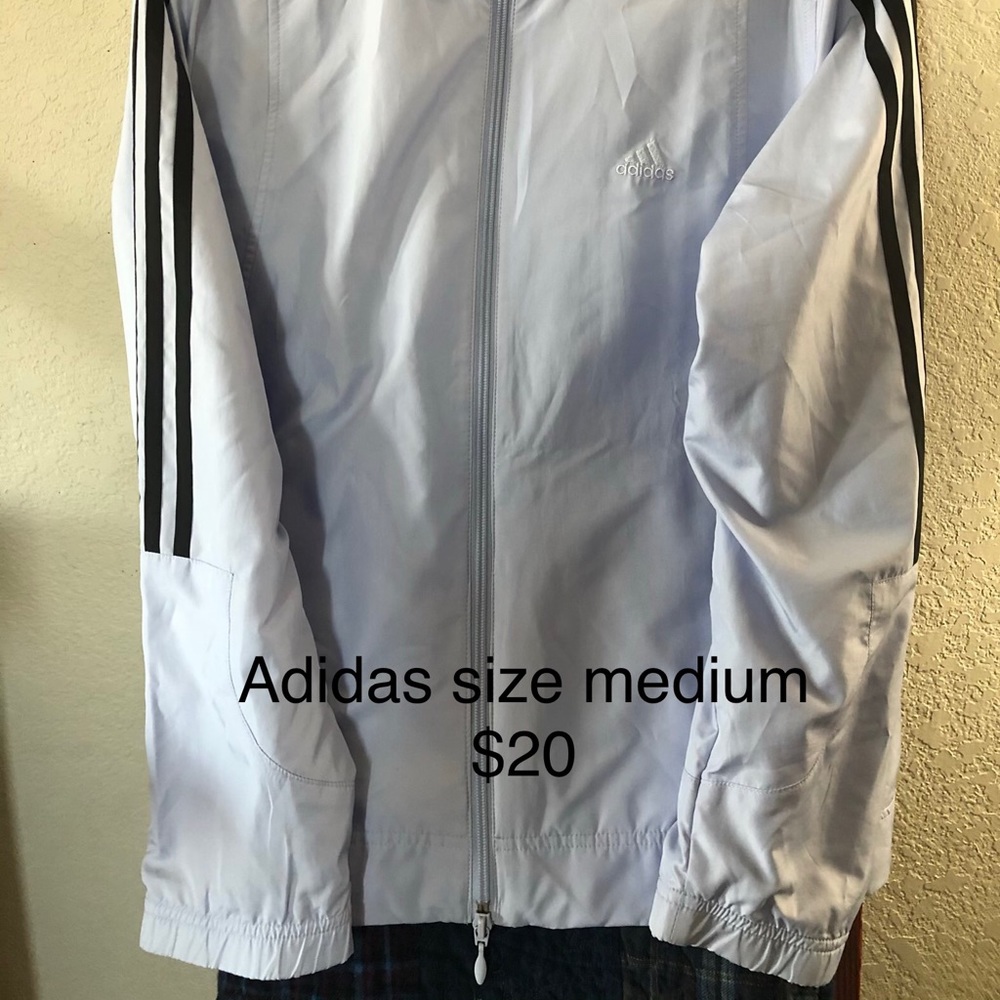 Womans windbreaker